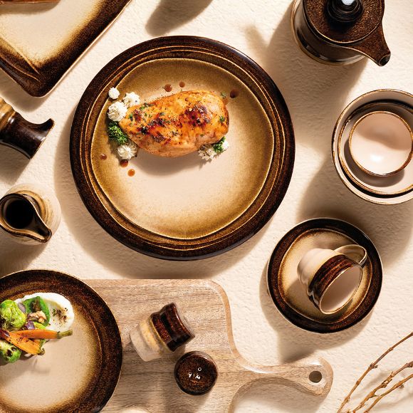 Ariane Splash Sahara crockery collection lifestyle setting