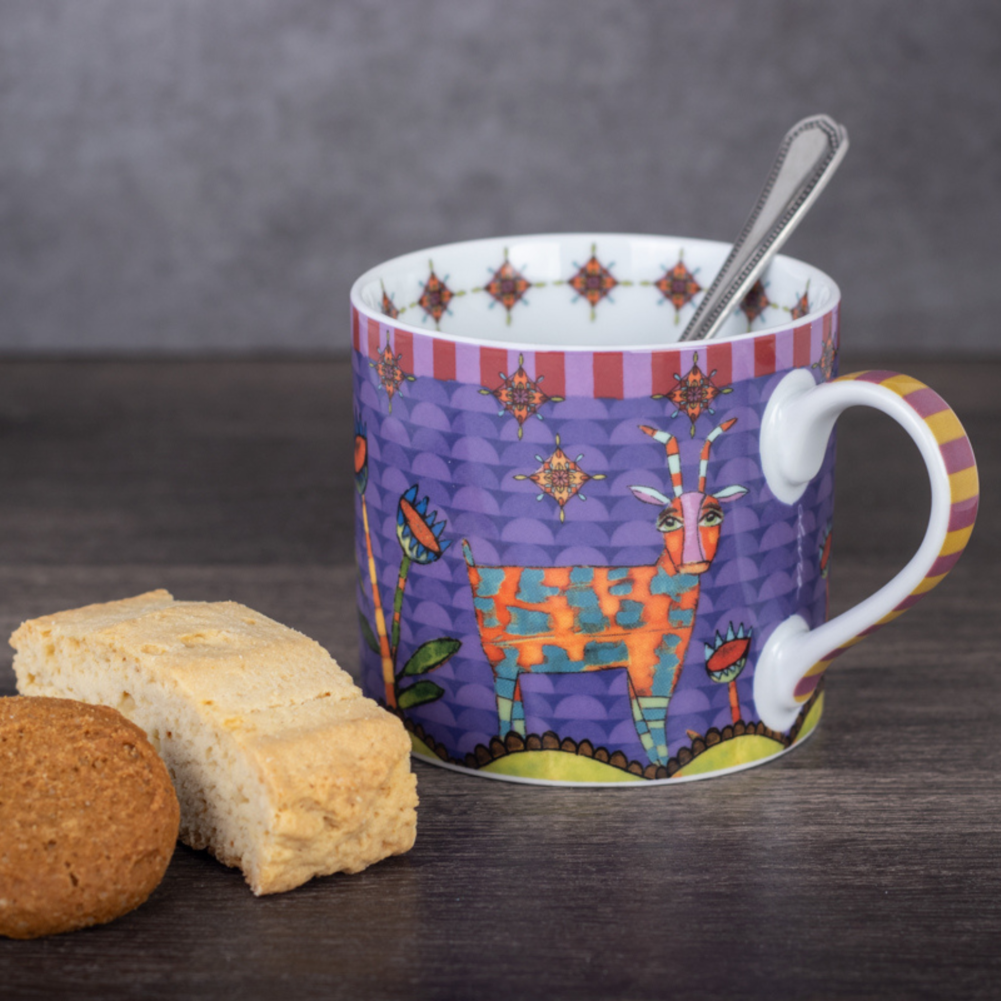 OLIVIA – Cappuccino Mug Bushbuck