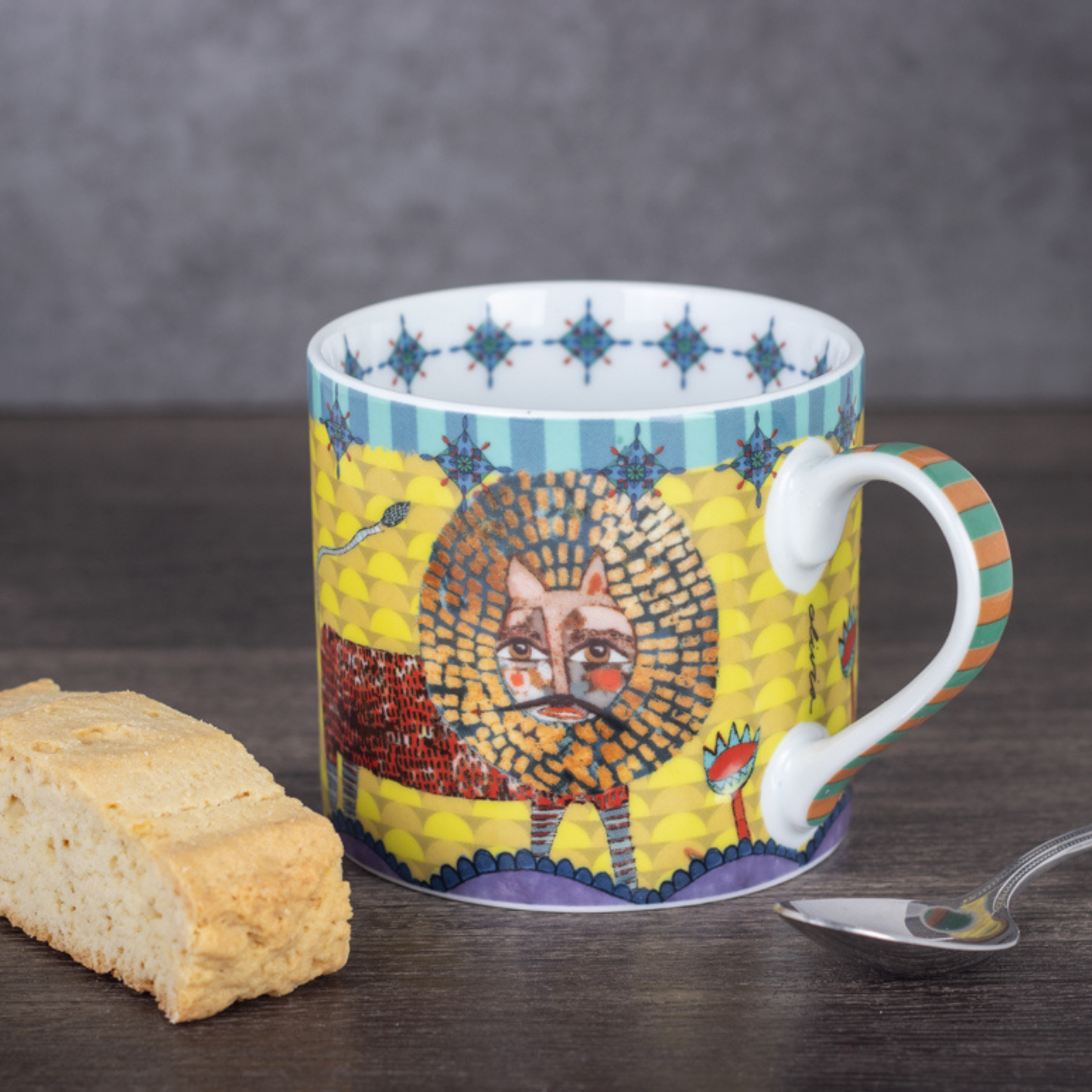 OLIVIA – Cappuccino Mug Lion