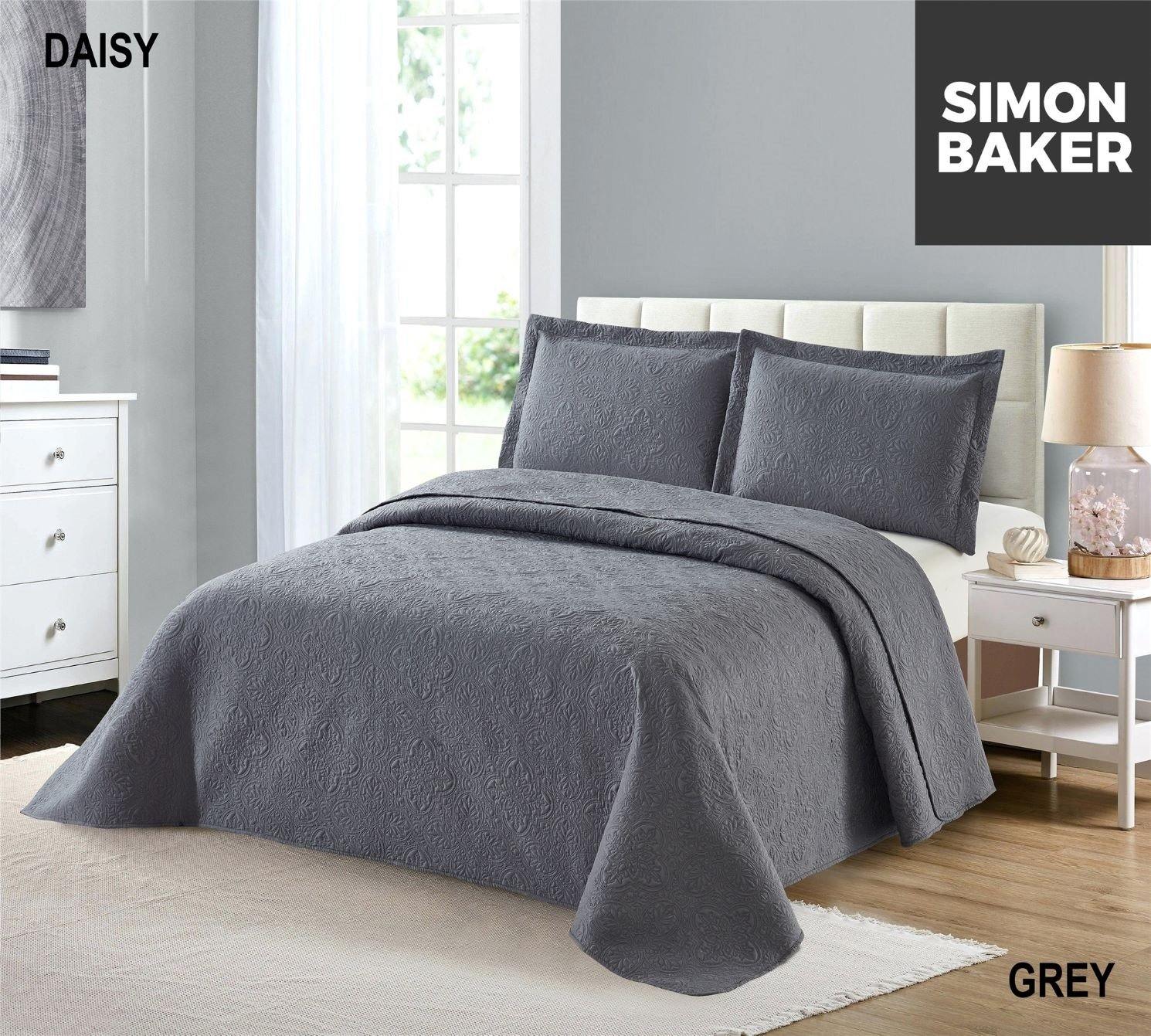 Simon Baker | Daisy Bedspread Grey
